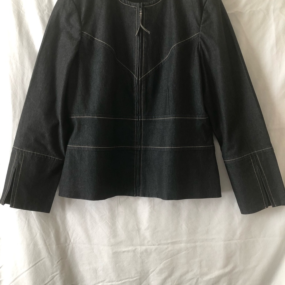 Vesti Dark Denim Jacket